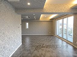 ａｔｔｒｉｃｅ太秦天神川 502 5階1LDKのリビング/ダイニング