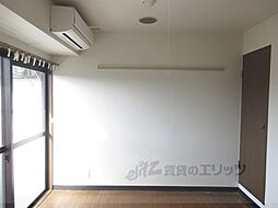 阪急京都本線 西京極駅 徒歩1分の賃貸マンション 5階1Kのリビング/ダイニング