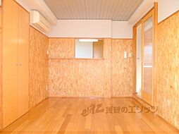 グレース白梅町南 4階1Kのリビング/ダイニング