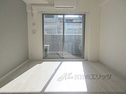 阪急京都本線 西京極駅 徒歩10分の賃貸マンション 4階1Kのリビング/ダイニング