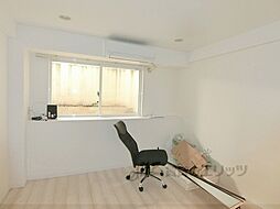 プリオーレ衣笠 地下1階ワンルームのリビング/ダイニング