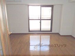 JR山陰本線 二条駅 徒歩4分の賃貸マンション 2階1Kのリビング/ダイニング