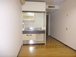 JR東海道・山陽本線 西大路駅 徒歩8分の賃貸マンション 4階ワンルームのリビング/ダイニング