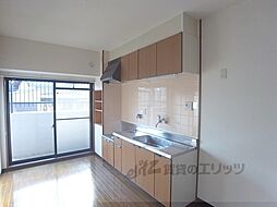 JR東海道・山陽本線 桂川駅 徒歩15分の賃貸マンション 5階2LDKのリビング/ダイニング