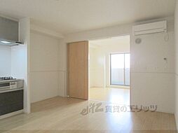 JR東海道・山陽本線 長岡京駅 徒歩30分の賃貸アパート 1階1LDKのリビング/ダイニング