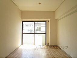 京阪本線 伏見稲荷駅 徒歩1分の賃貸マンション 1階2DKのリビング/ダイニング