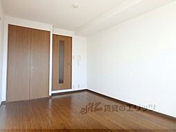 京阪本線 龍谷大前深草駅 徒歩10分の賃貸マンション 2階1Kのリビング/ダイニング