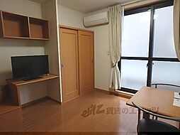 レオパレス司 107 1階1Kのリビング/ダイニング