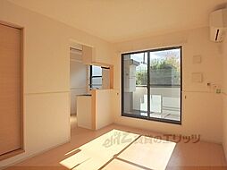 京都地下鉄東西線 小野駅 徒歩5分の賃貸アパート 2階1LDKのリビング/ダイニング