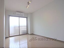 グランディオーズ五条 406 4階1Kのリビング/ダイニング