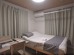 サンフェリシアン東福寺 103 1階ワンルームのリビング/ダイニング