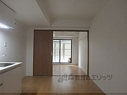 京都地下鉄東西線 太秦天神川駅 徒歩5分の賃貸マンション 1階1DKのリビング/ダイニング