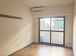 京都市営烏丸線 丸太町駅 徒歩12分の賃貸マンション 1階1Kのリビング/ダイニング