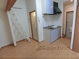 ロイヤルハイツコトブキ 402 4階1Kのリビング/ダイニング