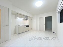 JR山陰本線 花園駅 徒歩4分の賃貸アパート 1階1LDKのリビング/ダイニング