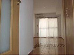 ファーストコート五条若宮 401 4階1Kのリビング/ダイニング