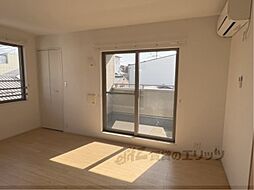 フレイム壬生 102 1階1LDKのリビング/ダイニング