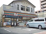 セブンイレブン　西大路松原店まで450メートル