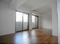 テッケルテスラ 3階1LDKのリビング/ダイニング