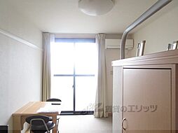 レオパレス西ノ京円町 404 4階1Kのリビング/ダイニング