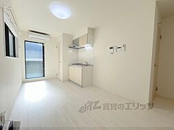 アミティア円町 201 2階1DKのリビング/ダイニング