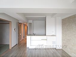 京都地下鉄東西線 西大路御池駅 徒歩8分の賃貸マンション 6階4LDKのリビング/ダイニング