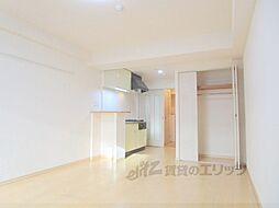 JR東海道・山陽本線 西大路駅 徒歩15分の賃貸マンション 4階1Kのリビング/ダイニング