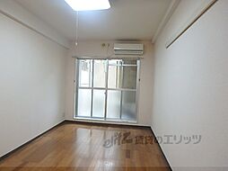 阪急京都本線 西院駅 徒歩5分の賃貸マンション 1階1Kのリビング/ダイニング