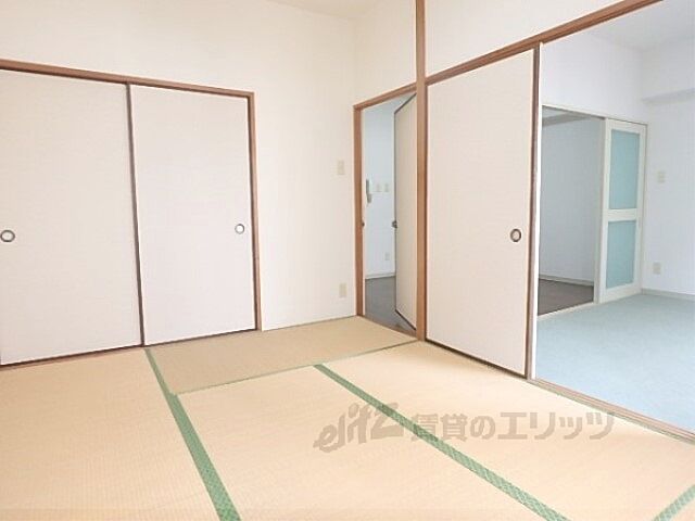 寝室