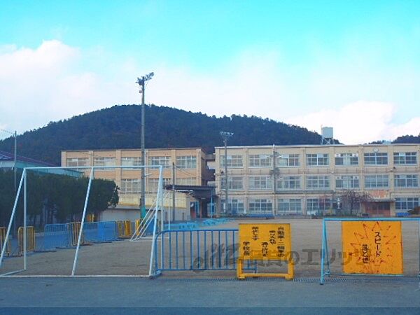 画像13:上賀茂小学校まで900メートル