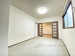 京都市営烏丸線 北大路駅 バス11分 加茂川中学前下車 徒歩8分の賃貸マンション 1階2DKのリビング/ダイニング