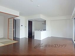 ユニーブル京都紫野 4階3LDKのリビング/ダイニング