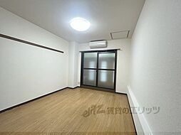 京都市営烏丸線 北大路駅 徒歩3分の賃貸マンション 1階1Kのリビング/ダイニング