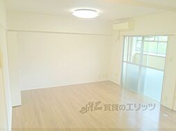 東大路高野第三住宅32棟 4階2LDKのリビング/ダイニング