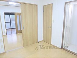 京都市営烏丸線 国際会館駅 徒歩1分の賃貸アパート 2階2Kのリビング/ダイニング