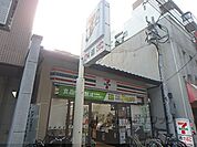 セブンイレブン　京都市役所西店まで340メートル