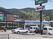 ローソン　御陵原西店まで200メートル