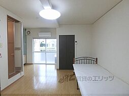 パンプキンハウス 202 2階ワンルームのリビング/ダイニング