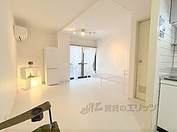 グランタック竜安寺 110 1階1Kのリビング/ダイニング