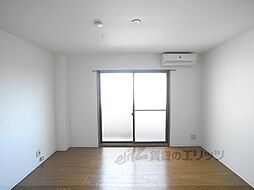 阪急京都本線 西京極駅 徒歩16分の賃貸アパート 3階ワンルームのリビング/ダイニング