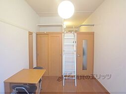 京都市営烏丸線 丸太町駅 徒歩14分の賃貸アパート 2階1Kのリビング/ダイニング