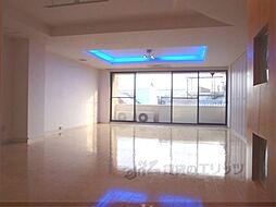 ラ・フォンテーヌ京都 101 1階1LDKのリビング/ダイニング