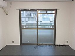 JR山陰本線 嵯峨嵐山駅 徒歩14分の賃貸マンション 3階1Kのリビング/ダイニング