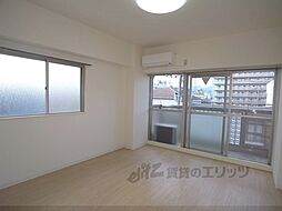 阪急京都本線 西京極駅 徒歩10分の賃貸マンション 4階1Kのリビング/ダイニング