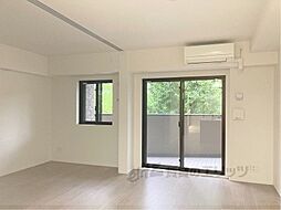 京都市営烏丸線 今出川駅 徒歩13分の賃貸マンション 2階1LDKのリビング/ダイニング