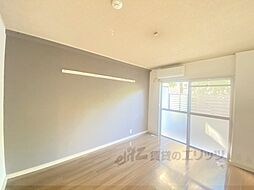 京都市営烏丸線 北大路駅 バス14分 西賀茂車庫前下車 徒歩6分の賃貸マンション 1階1Kのリビング/ダイニング