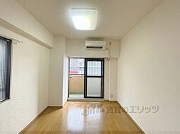 京都市営烏丸線 丸太町駅 徒歩4分の賃貸マンション 4階1Kのリビング/ダイニング