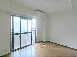 京福電気鉄道北野線 北野白梅町駅 バス5分 千本今出川下車 徒歩3分の賃貸マンション 3階1Kのリビング/ダイニング