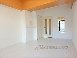 デリード＆サンヴェール桂川東 3階1Kのリビング/ダイニング