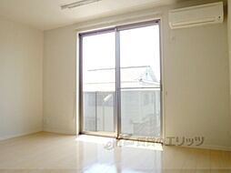 スプリング大将軍 207 2階1Kのリビング/ダイニング